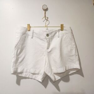 Lilly Pulitzer Size 10 White Shorts